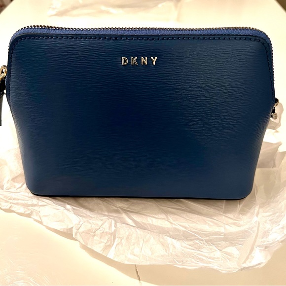 NWT DKNY Bryant Dome Crossbody Blue Top Zip Retail $148 - Picture 4 of 15